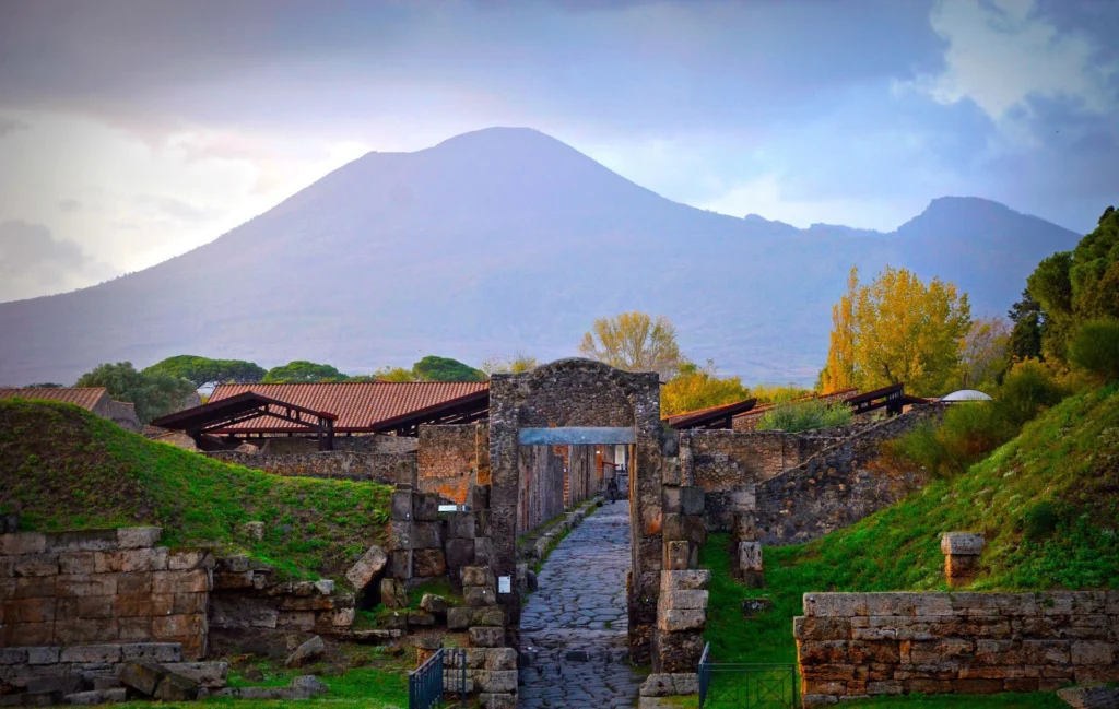 Il Vesuvio visto dagli scavi di Pompei